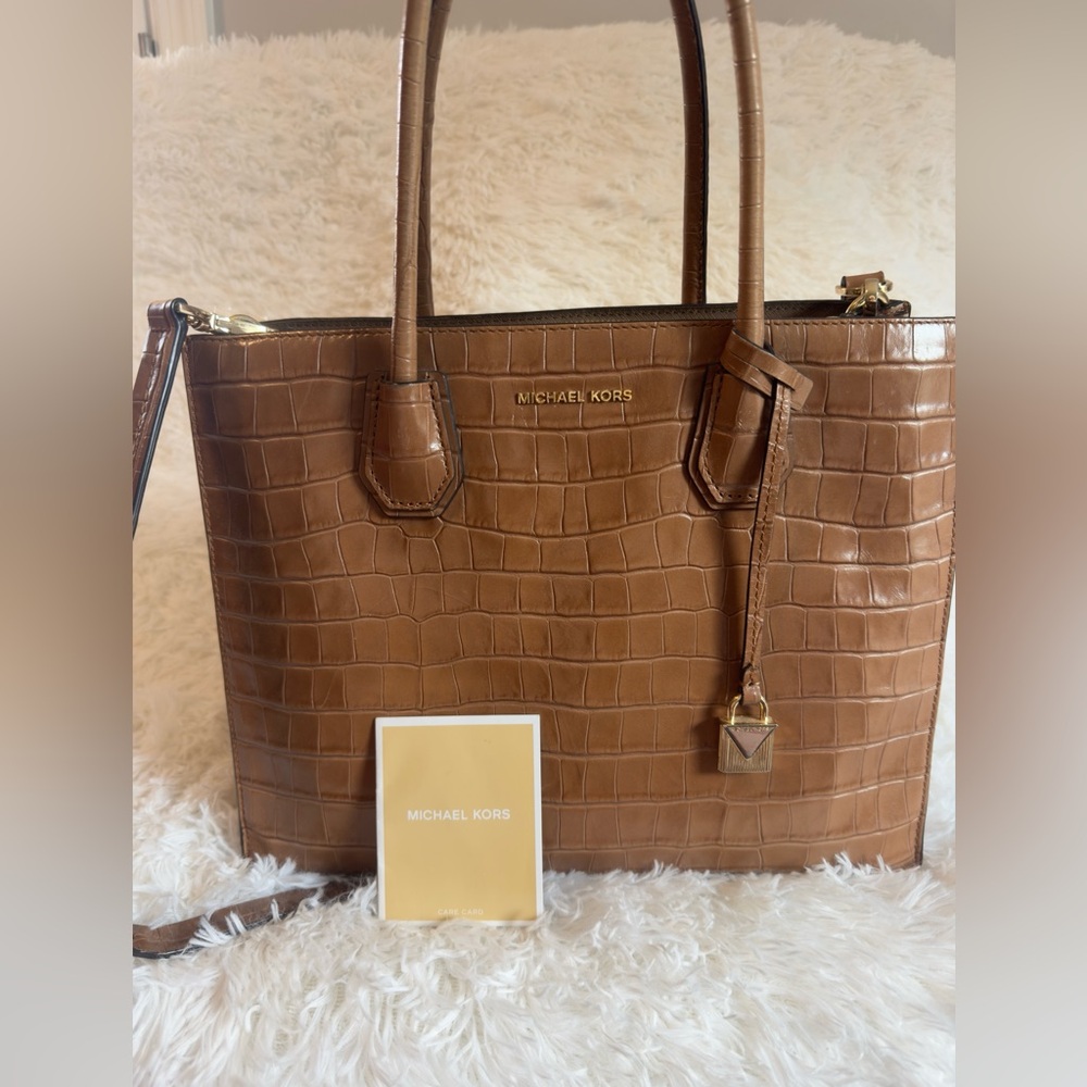 Michael Kors Leather Purse